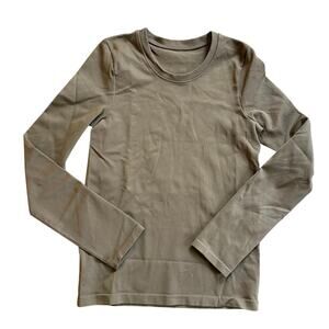 OQQ Long sleeve‎ crewneck shirt medium brown ribbed 10% spandex